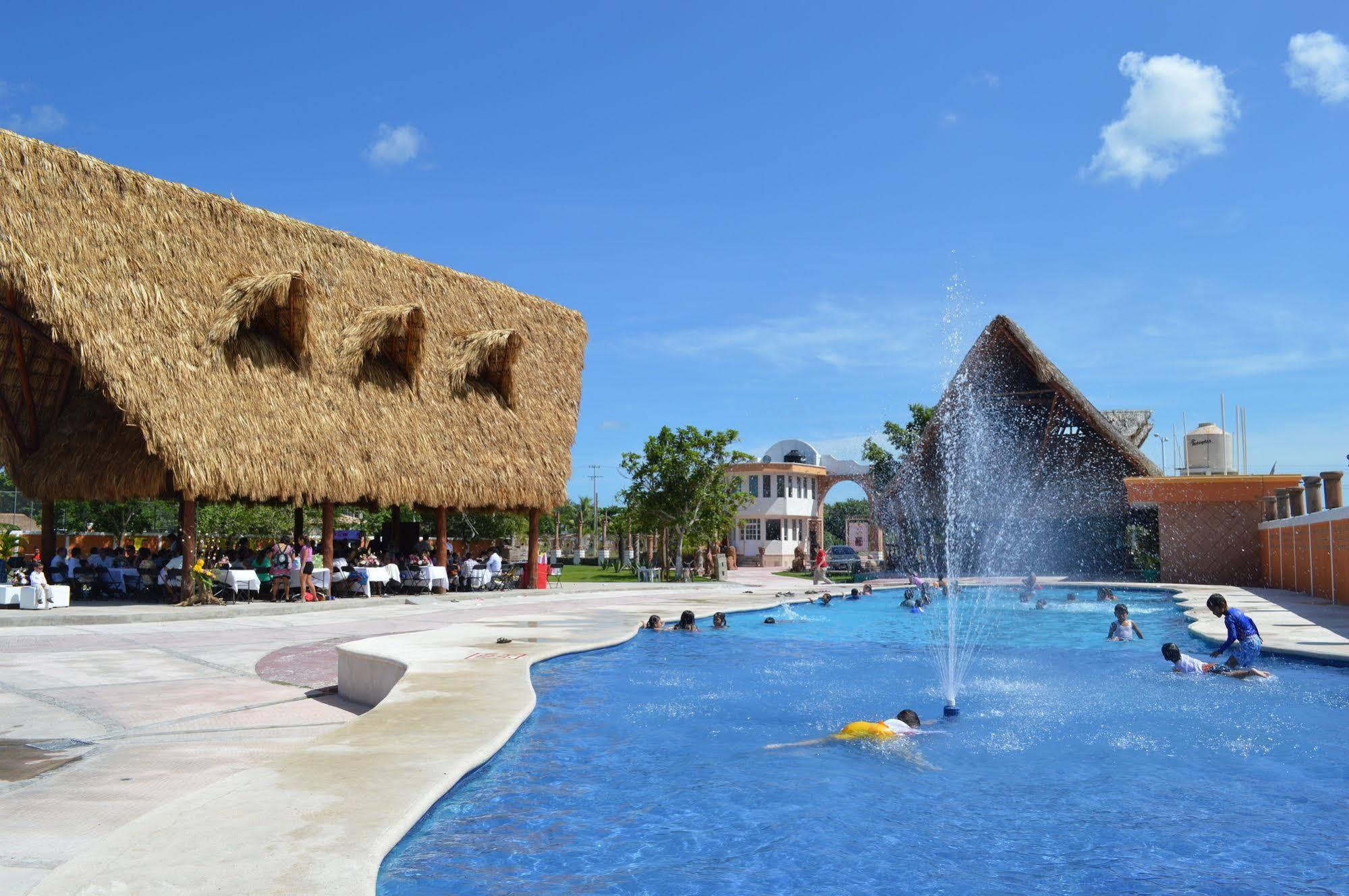 Hotel Hacienda Ixtlan Косумель Экстерьер фото