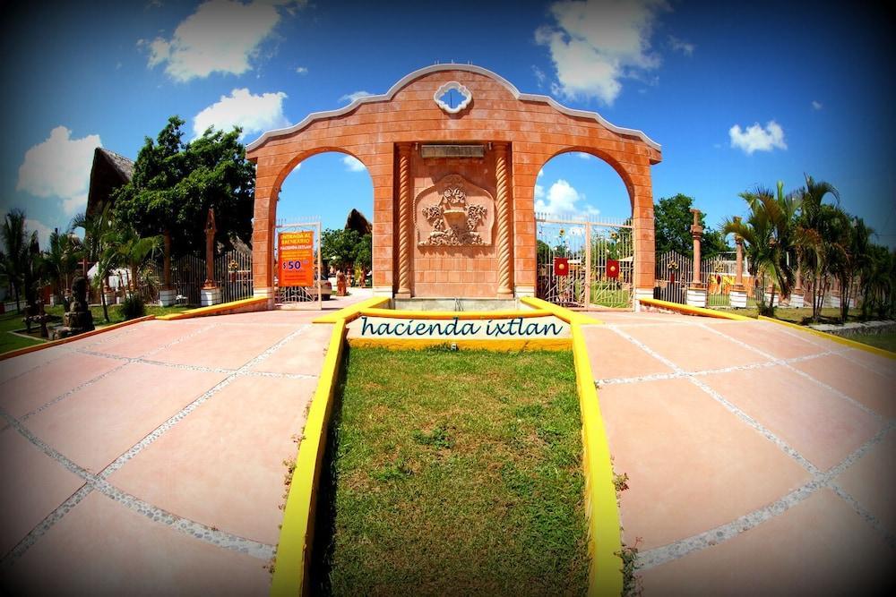 Hotel Hacienda Ixtlan Косумель Экстерьер фото