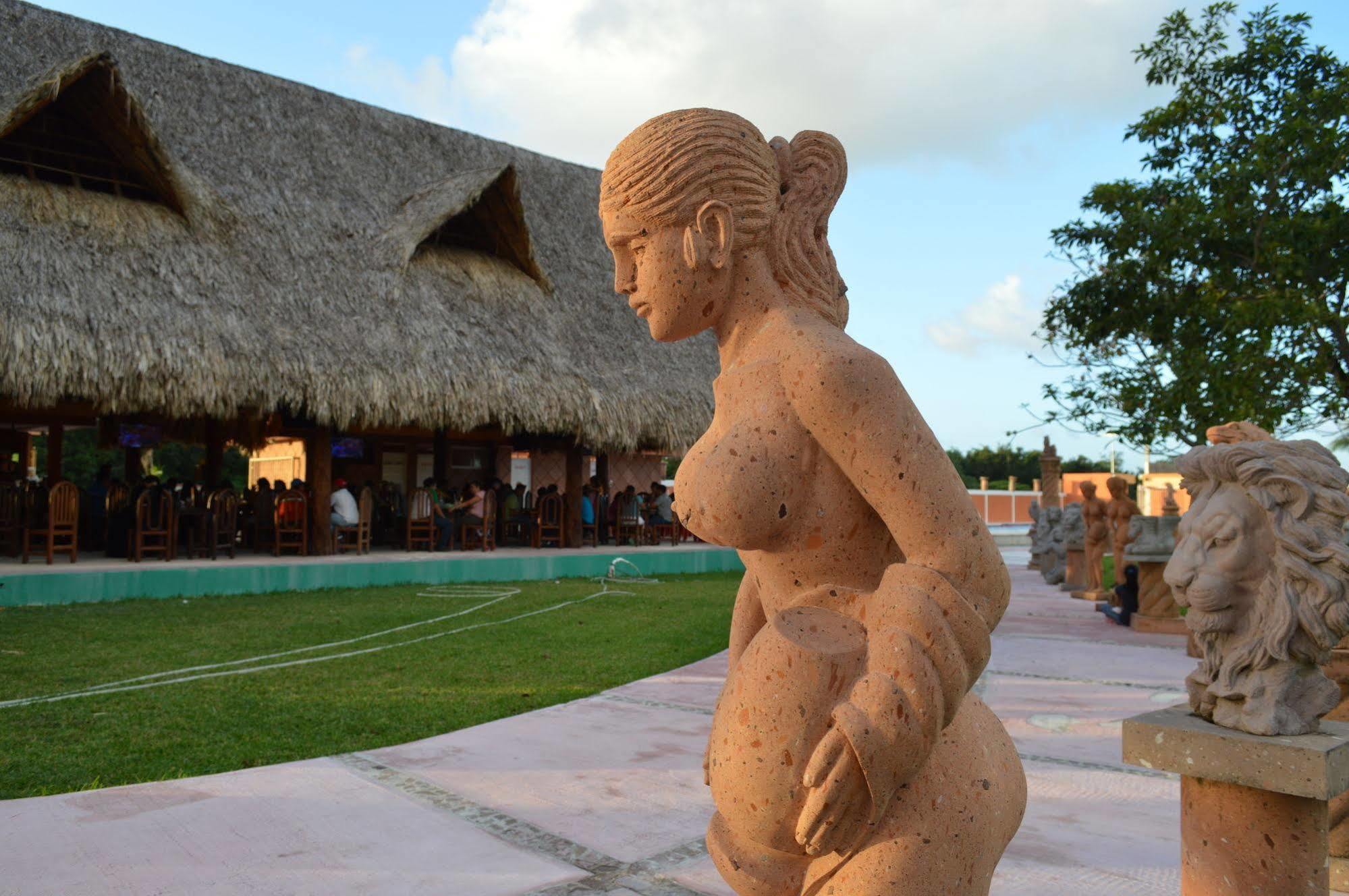 Hotel Hacienda Ixtlan Косумель Экстерьер фото